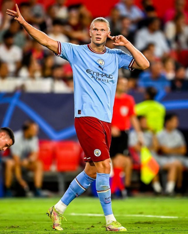 会围绕他展 会围绕他展